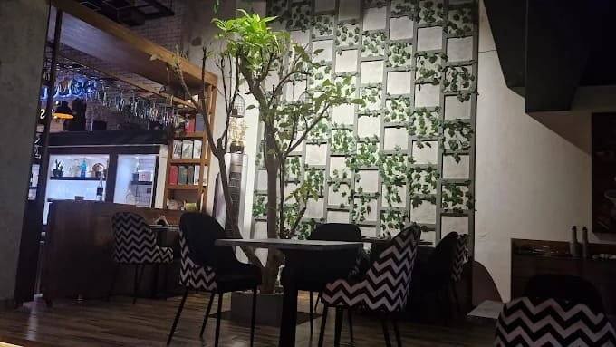 Factory Cafe Korangi Karachi ambiance and fooda
